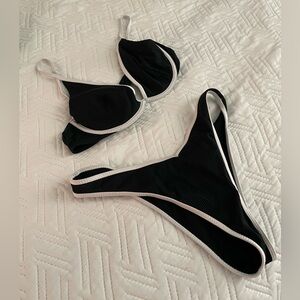 Hollister Bikini Set | Black and White